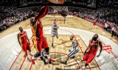 开云下载-从草地到硬地，穆雷的绝杀如何重写英国网球叙事