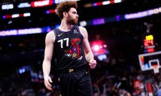 开云体育中国官网-关于猛龙队主帅：球队正在稳步进步的信息