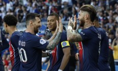 开云体育中国官网-法国巴黎圣日耳曼战胜对手，继续领跑法甲的简单介绍