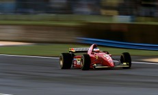 开云体育中国-赛道上的绝杀，当利拉德在F1街道赛接管比赛，篮网带走了鹈鹕