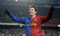 开云平台-辛纳，澳网险胜铸就传奇，年终总决赛惊艳四座