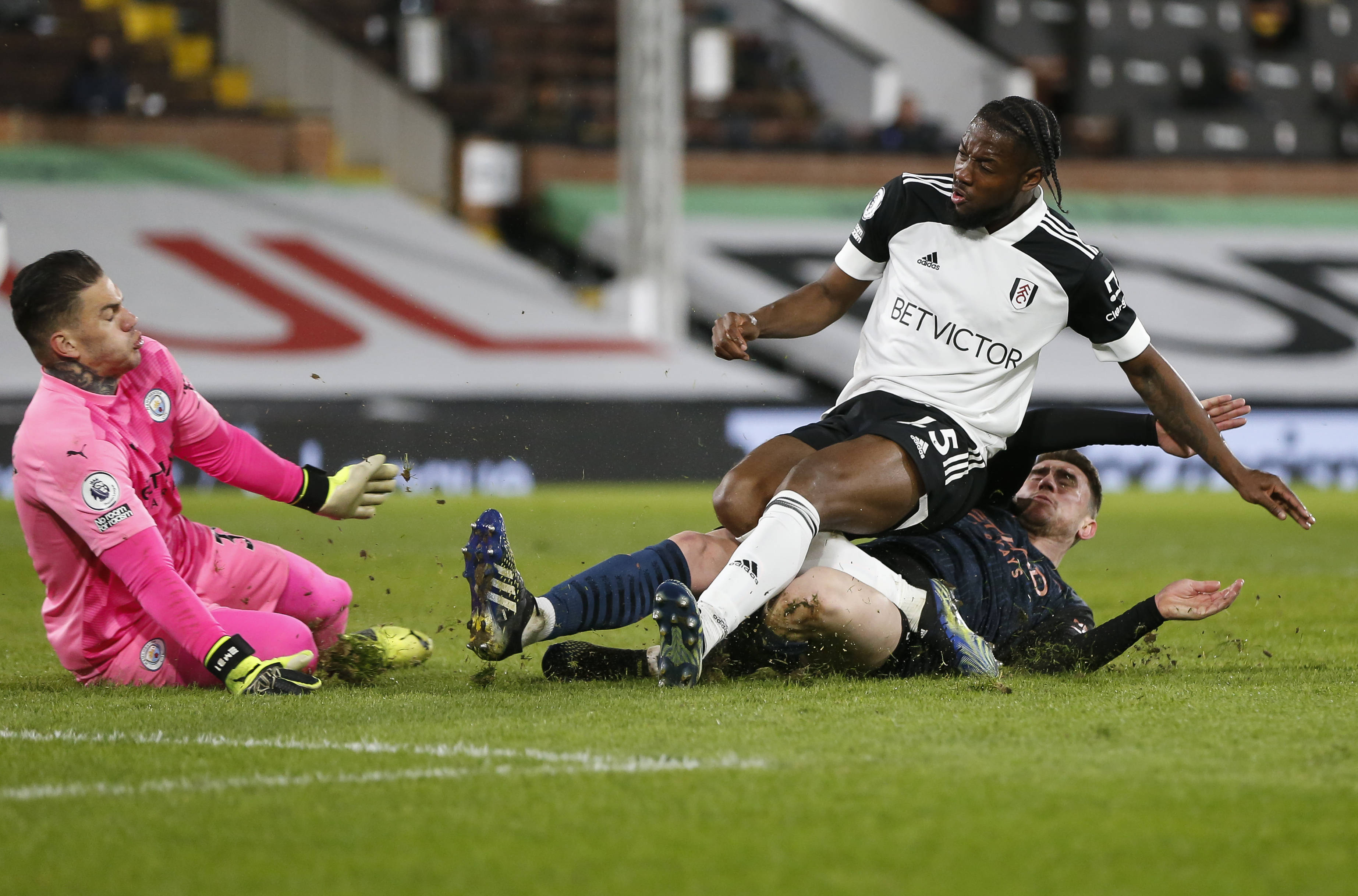 富勒姆客场逆袭,翻盘令人刮目相看的简单介绍 富勒姆客场逆袭,翻盘令人刮目相看的简单介绍