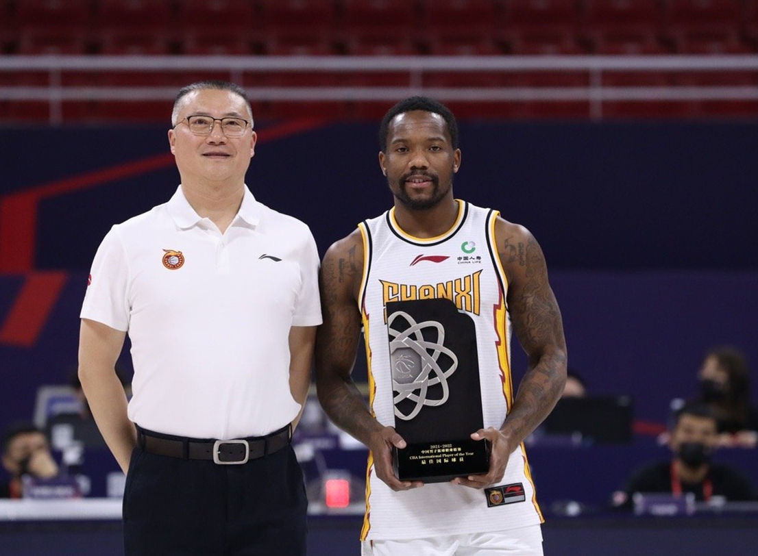 罕见影片:中国篮球联赛球员技艺实录 罕见影片:中国篮球联赛球员技艺实录