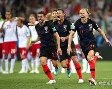 希罗纳继续保持不败战绩，强势突围