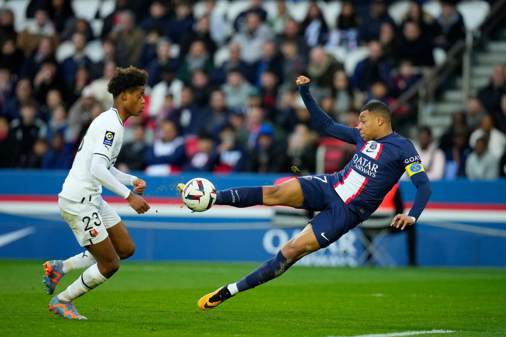 包含雷恩客场不敌，未能突破对手防线的词条